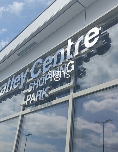 Wheatley Centre Shopping Park 3D Signage