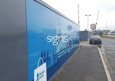 New Mersey Shopping Park Construction Hoarding Panels