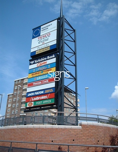 Seacroft Green Shopping Centre Totem Signage